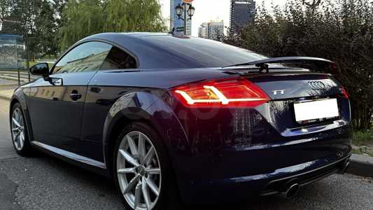 Audi TT 8S