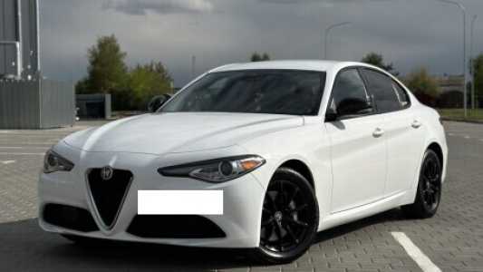 Alfa Romeo Giulia I Рестайлинг, 2020, пробег 36000 км Alfa Romeo Giulia I Рестайлинг, 2020, пробег 36000 км