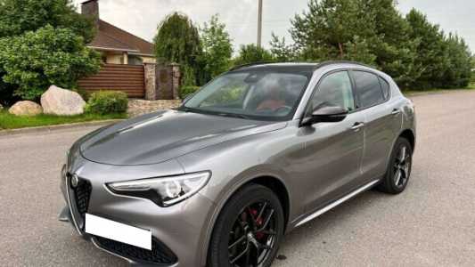 Alfa Romeo Stelvio I  Рестайлинг, 2021, пробег 31000 км
