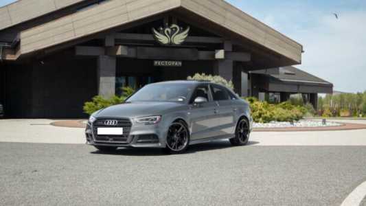 Audi A3 8V Рестайлинг, 2018, пробег 78000 км Audi A3 8V Рестайлинг, 2018, пробег 78000 км