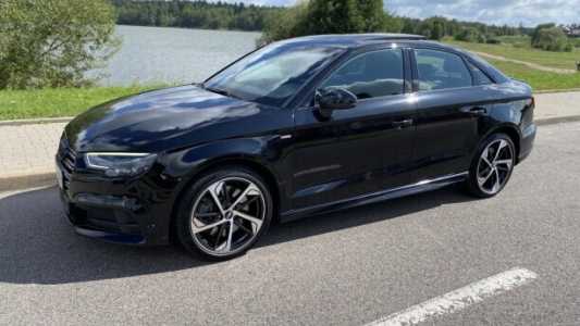 Audi A3 8V Рестайлинг, 2020, пробег 56000 км Audi A3 8V Рестайлинг, 2020, пробег 56000 км