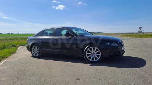 Audi A4 B8