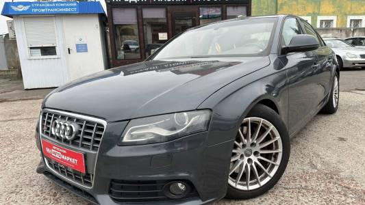 Audi A4 B8