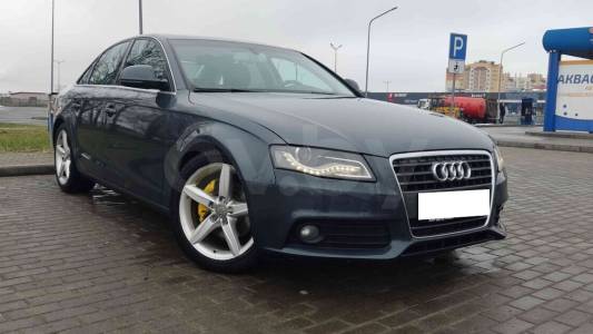 Audi A4 B8