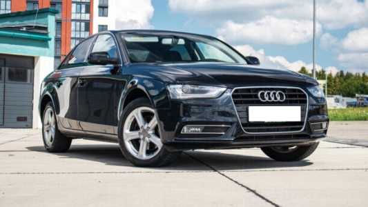 Audi A4 B8  Рестайлинг, 2012, пробег 170000 км