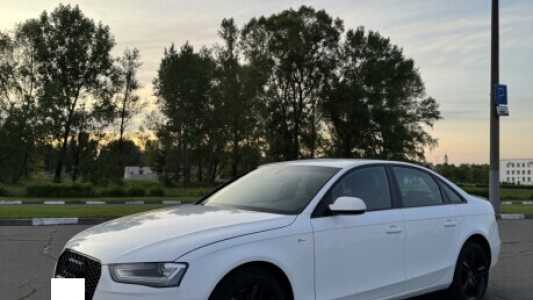 Audi A4 B8  Рестайлинг, 2012, пробег 270000 км