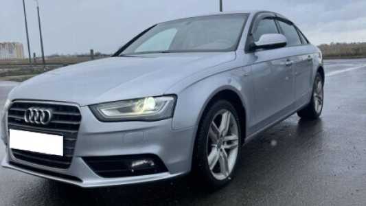 Audi A4 B8  Рестайлинг, 2014, пробег 230000 км