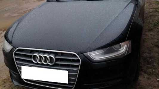 Audi A4 B8  Рестайлинг, 2015, пробег 310000 км