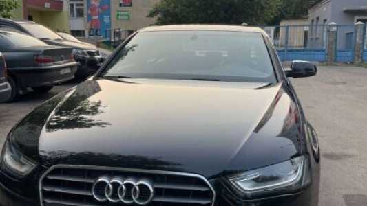 Audi A4 B8  Рестайлинг, 2015, пробег 310000 км