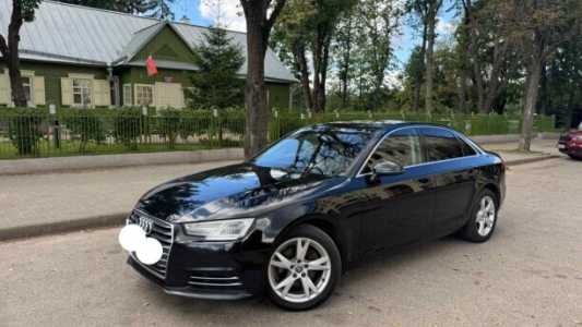 Audi A4 B9, 2016, пробег 215000 км