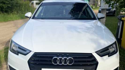 Audi A4 B9