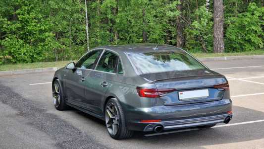 Audi A4 B9