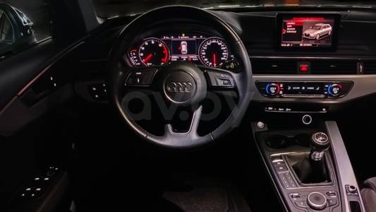 Audi A4 B9