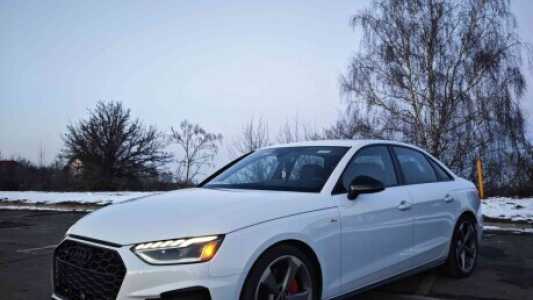 Audi A4 B9  Рестайлинг, 2022, пробег 41000 км