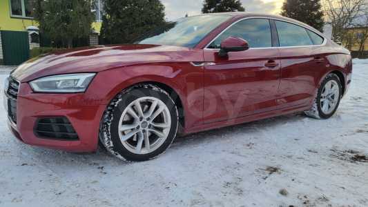 Audi A5 F5