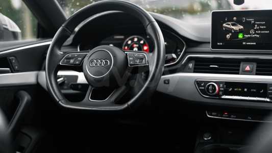 Audi A5 F5