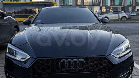 Audi A5 F5