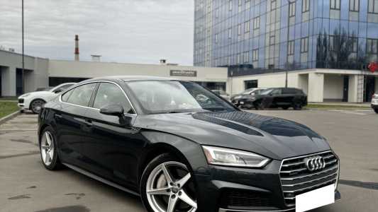 Audi A5 F5