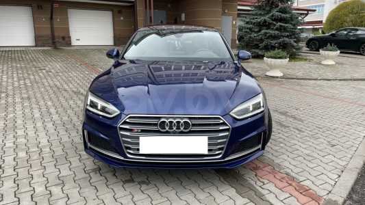 Audi A5 F5