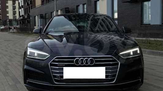 Audi A5 F5