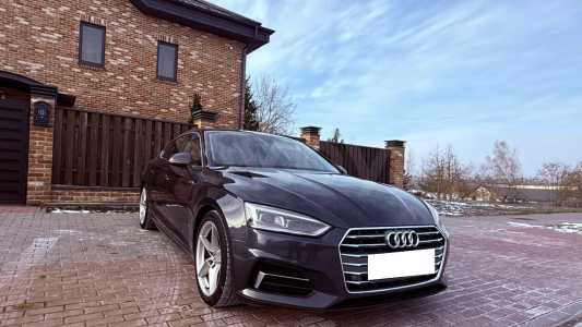 Audi A5 F5