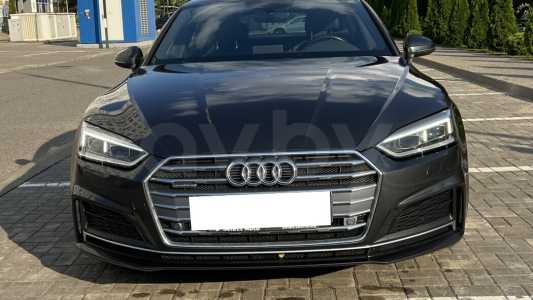 Audi A5 F5