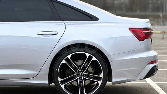 Audi A6 C8