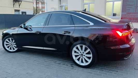 Audi A6 C8