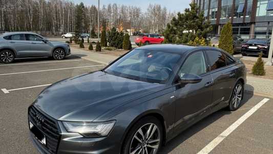 Audi A6 C8