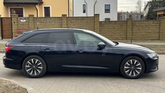Audi A6 C8