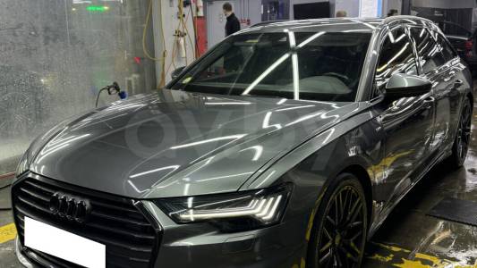 Audi A6 C8