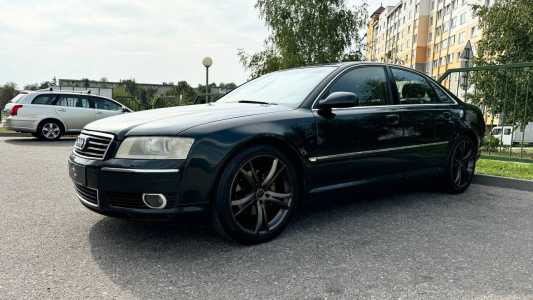 Audi A8 D3