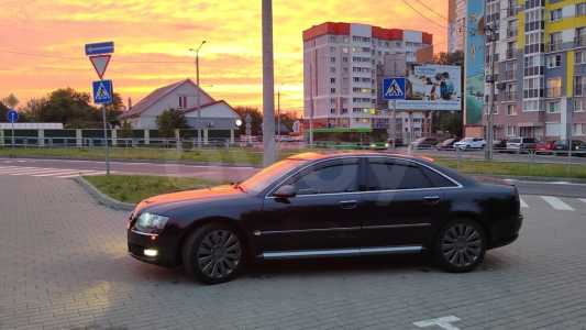 Audi A8 D3