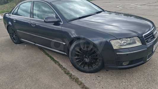 Audi A8 D3