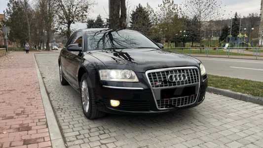 Audi A8 D3