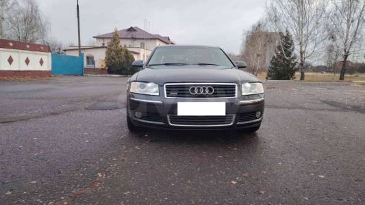 Audi A8 D3