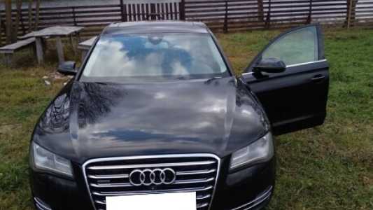 Audi A8 D4, 2012, пробег 395000 км