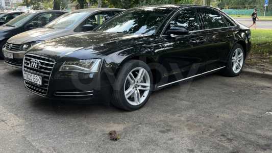 Audi A8 D4