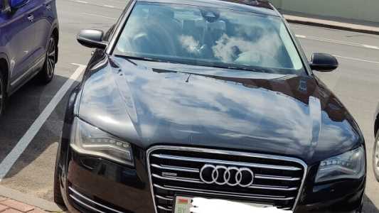 Audi A8 D4