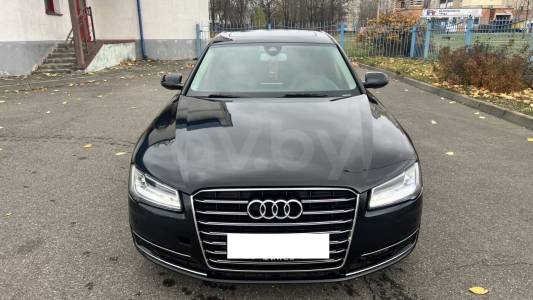 Audi A8 D4