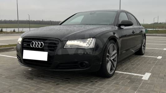 Audi A8 D4