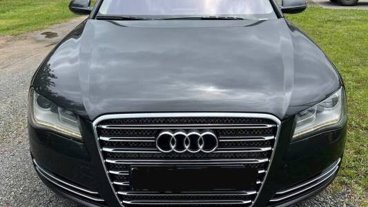 Audi A8 D4