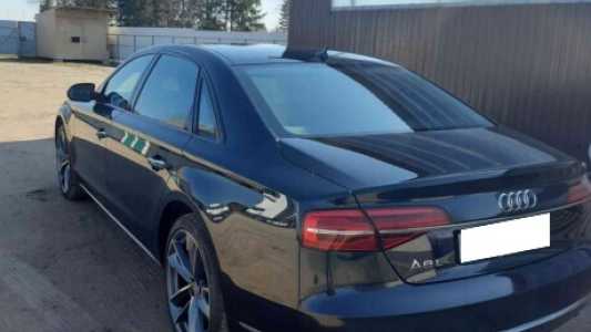 Audi A8 D4  Рестайлинг, 2014, пробег 225300 км