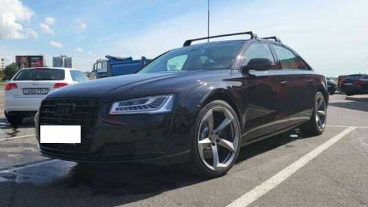 Audi A8 D4  Рестайлинг, 2015, пробег 110000 км