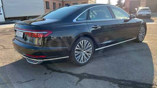 Audi A8 D5