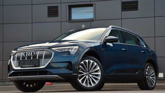 Audi e-tron , 2019, пробег 40000 км Audi e-tron , 2019, пробег 40000 км