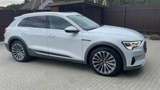 Audi e-tron , 2019, пробег 65000 км