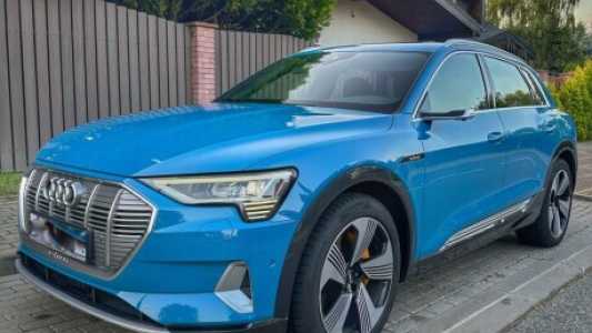 Audi e-tron , 2019, пробег 94000 км