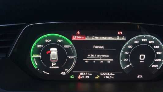 Audi e-tron , 2020, пробег 8600 км