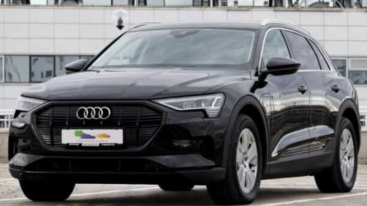 Audi e-tron , 2020, пробег 88000 км